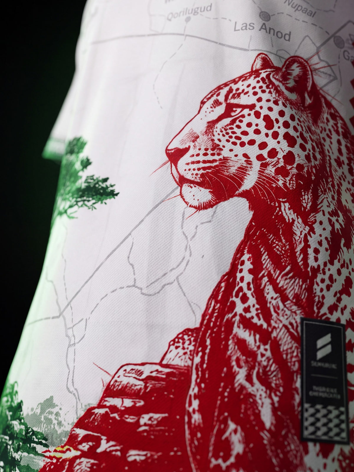 Somaliland Shabeel jersey, leopard print up close