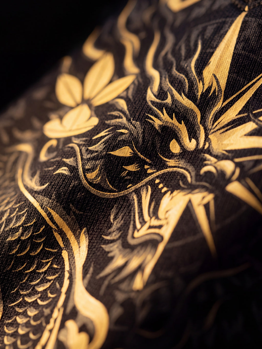 Vietnam Black Dragon jersey, gold dragon up close